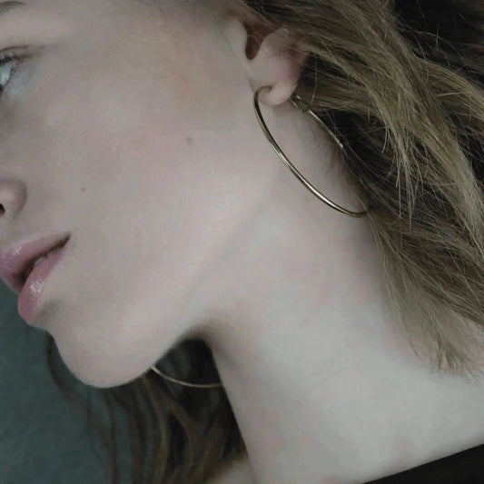 Passion Waterproof Hoop. 18K gold platinum. Dansk Copenhagen