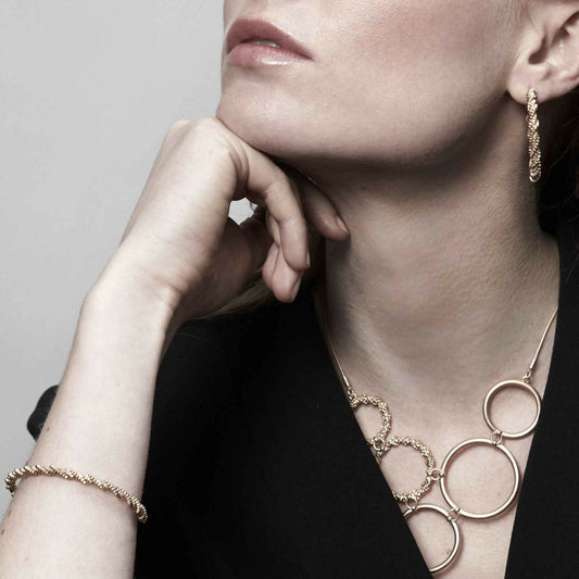 Cliff armbånd. Guldbelagt