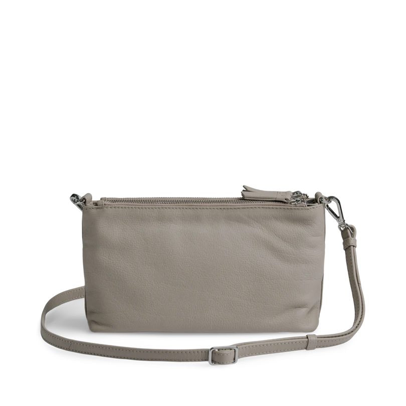 MikalaMBG Crossbody taske. Hvid sand. Læder. Markberg